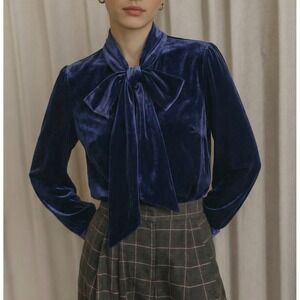 Soft Surroundings Women's Navy Velvet Tie-Neck Elegant Blouse Size Medium